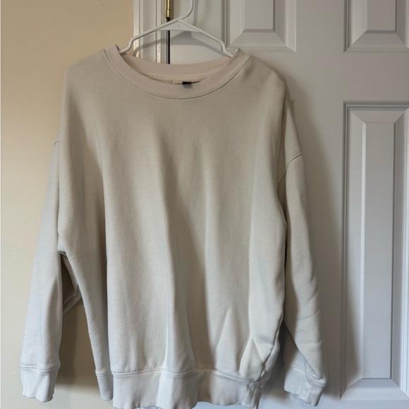 Universal Thread Sweaters - Universal Thread Off-White Pullover